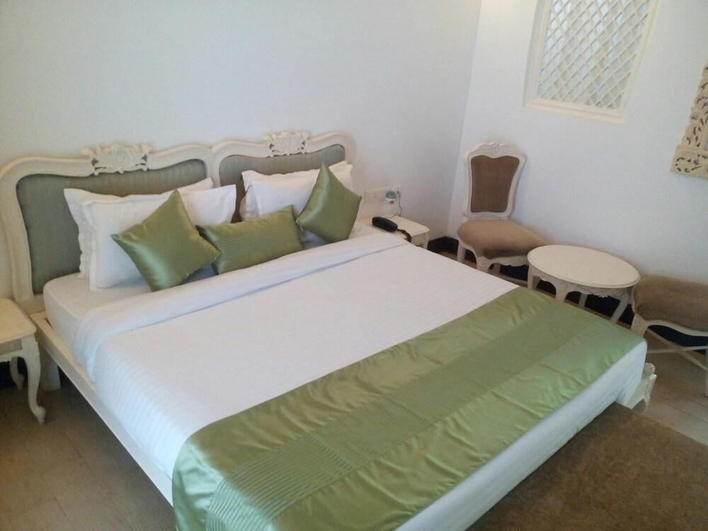 Pirache Art Hotel & Spa, Calangute Exterior photo